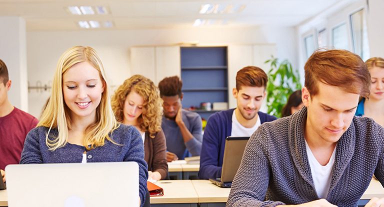 Trung tâm Đào tạo & Giáo dục